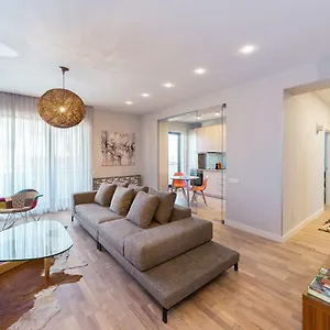 Apartament The Shades Of Grey-tranquil 4th-floor Baneasa Area, Bucureşti