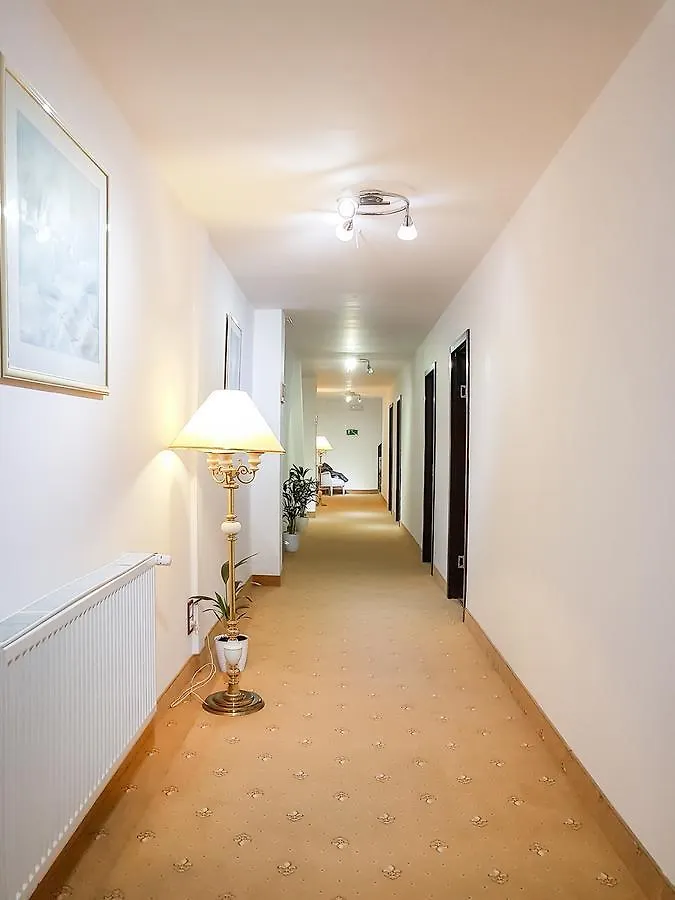 Cazare Fundeni Medlife Bucharest 3*,  Romania